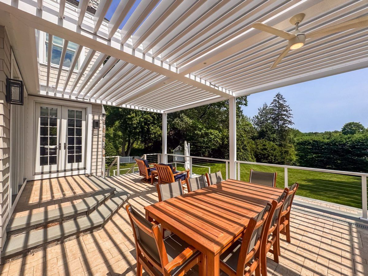 Metro-style louvered pergola